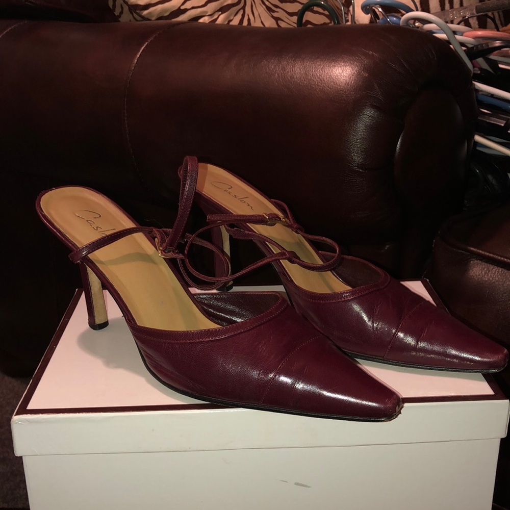 Vintage burgundy sling back
